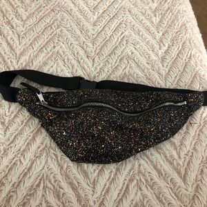 Sparkly fanny pack